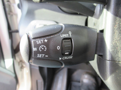 Citroën Berlingo 1.5 BlueHDI 96KW 3-zitpl. / seats Club Automatic Automaat foto 14
