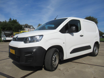 Citroën Berlingo 1.5 BlueHDI 96KW 3-zitpl. / seats Club Automatic Automaat foto 2