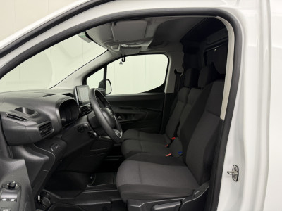 Citroën Berlingo 1.5BlueHDI Club | 3-Zits | Navigatie | Multimedia | Airco | Cruise | Trekhaak foto 21