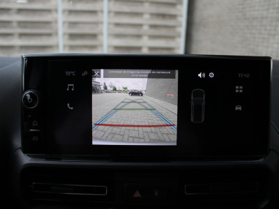 Citroën Berlingo 1.5 BlueHDi 130PK EAT8 Automaat L1 Achteruitrijcamera, Keyless Entry & Start, Parkeersensoren Achter, Aple Carplay, Android Auto foto 15