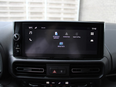 Citroën Berlingo 1.5 BlueHDi 130PK EAT8 Automaat L1 Achteruitrijcamera, Keyless Entry & Start, Parkeersensoren Achter, Aple Carplay, Android Auto foto 16