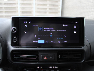 Citroën Berlingo 1.5 BlueHDi 130PK EAT8 Automaat L1 Achteruitrijcamera, Keyless Entry & Start, Parkeersensoren Achter, Aple Carplay, Android Auto foto 18