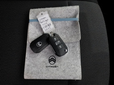 Citroën Berlingo 1.5 BlueHDi 130pk Airco/Carplay/Cruise Control 05-2024 foto 6