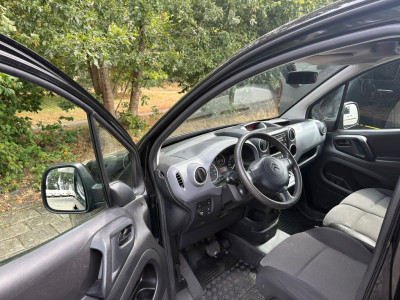 Citroën Berlingo 1.6 BlueHDI 100 Business Economy S&S|EURO6|NAP|AUTOMAAT|airco|cruise|radio|drie zitplaatsen foto 11