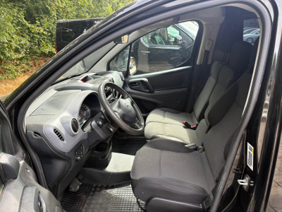 Citroën Berlingo 1.6 BlueHDI 100 Business Economy S&S|EURO6|NAP|AUTOMAAT|airco|cruise|radio|drie zitplaatsen foto 20