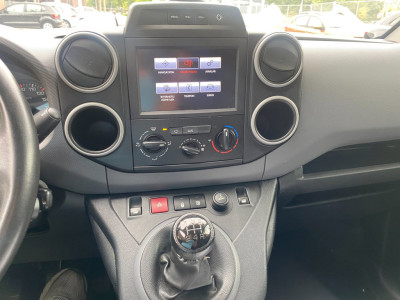 Citroën Berlingo 1.6 BlueHDI 75 Business / 2019 /EURO6 / AIRCO / 3ZITS /149.508 KM NAP  NAVIGATIE / PDC / APK 4-5-2027 / foto 8