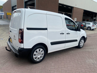 Citroën Berlingo 1.6 BlueHDI 75 Club / Euro6 / 115.976 KM NAP / Airco / 3Zits / APK 17-9-2027 / Airbag / Elek ramen / foto 3