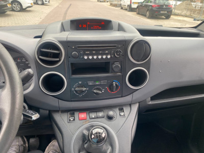 Citroën Berlingo 1.6 BlueHDI 75 Club / Euro6 / 115.976 KM NAP / Airco / 3Zits / APK 17-9-2027 / Airbag / Elek ramen / foto 9