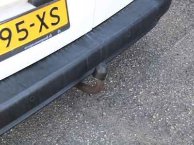 Citroën Berlingo 1.6 BlueHDI Club / App connect / Cruise / Trekhaak / 3 zits foto 12