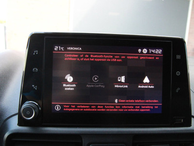 Citroën Berlingo 1.6 BlueHDI Club / App connect / Cruise / Trekhaak / 3 zits foto 17