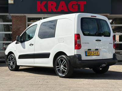 Citroën Berlingo 1.6 VTi 500 Club|BENZINE|trekhaak met 1200KG trek|radio|lichtmetalen velgen|schuifdeur met ruit|drie zitplaatsen foto 3