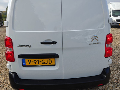 Citroën JUMPY 1.5 BlueHDI 102 PK Lengte 2 , Euro 6 , 1e Eig. camera , navi , cruise , Airco , 4 nw banden , trekhaak foto 4
