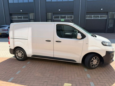 Citroën JUMPY 1.6 BlueHDI 115 Club M S&S/ 2017 / Euro6 / Airco / Cruise Control / MOTOR DEFECT ! ENGINE BROKEN ! foto 4
