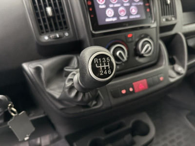 Citroën Jumper 140PK L4H2 Maxi Heavy | Airco | Camera | Cruise | 3-Zits | Betimmering 16