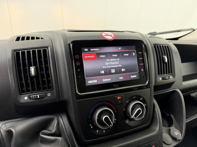 Citroën Jumper 140PK L4H2 Maxi Heavy | Airco | Camera | Cruise | 3-Zits | Betimmering 17