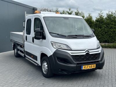 Citroën Jumper 2.2 140 PK EURO 6 / PICK UP / OPEN LAADBAK / 1e EIG. / 40.591 KM !! / 7 PERS. DUBBEL CABINE / 2.5 TONS TREKHAAK / PARKEER SENSOREN foto 3