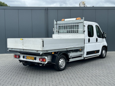 Citroën Jumper 2.2 140 PK EURO 6 / PICK UP / OPEN LAADBAK / 1e EIG. / 40.591 KM !! / 7 PERS. DUBBEL CABINE / 2.5 TONS TREKHAAK / PARKEER SENSOREN foto 4