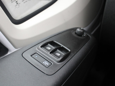 Citroën Jumper 2.2 BlueHDi 120 L1H1 3.0t Cruise Control, Leder Stuurwiel, Climate Control, Audio/Bluetooth, Parkeerhulp achter . foto 18