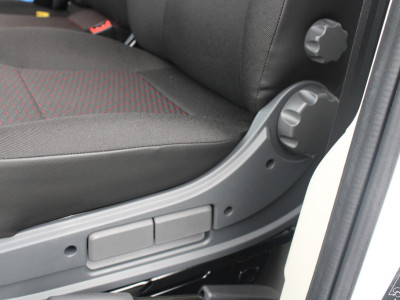Citroën Jumper 2.2 BlueHDi 120 L1H1 3.0t Cruise Control, Leder Stuurwiel, Climate Control, Audio/Bluetooth, Parkeerhulp achter . foto 20