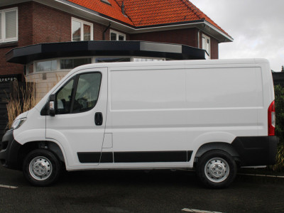 Citroën Jumper 2.2 BlueHDi 120 L1H1 3.0t Cruise Control, Leder Stuurwiel, Climate Control, Audio/Bluetooth, Parkeerhulp achter . foto 6