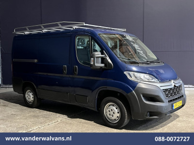 Citroën Jumper 2.2 BlueHDi 120pk L1H1 Euro6 Airco | 2500kg Trekhaak | Imperiaal Bijrijdersbank foto 13