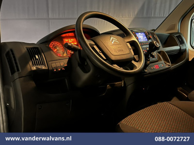 Citroën Jumper 2.2 BlueHDi 120pk L1H1 Euro6 Airco | 2500kg Trekhaak | Imperiaal Bijrijdersbank foto 5