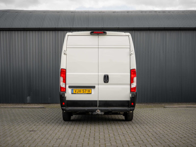Citroën Jumper 2.2 BlueHDi 140 L2H2 | Camera | Cruise | 1e Eigenaar | Navi | Airco | Trekhaak foto 8
