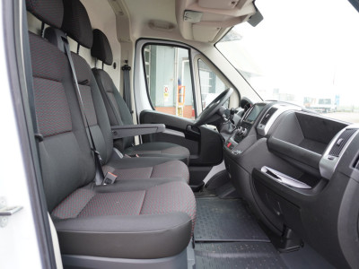 Citroën Jumper 2.2 BlueHDi 140 L3H2 3.5t nr. V064 | Airco | Cruise | Apple CP + Android | Camera foto 12