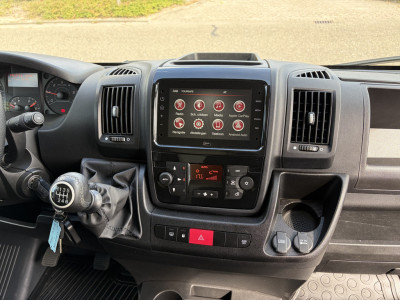Citroën Jumper 2.2 BlueHDi 140PK E6 L3H2 3.3t â 3-zits âimperiaal âcamera ânavigatie âclima foto 11