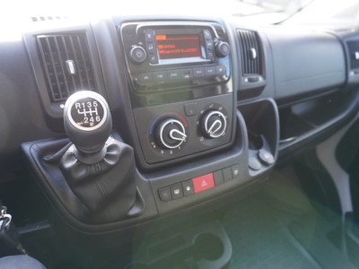 Citroën Jumper 2.2 BlueHDi 140PK S&S 3.5t Zwaar HD Meubelbak + laadklep Nr. V184 | Airco | Cruise | Camera foto 13