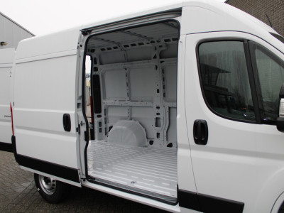 Citroën Jumper 2.2 BlueHDi 140 S&S L2H2 3.5t Automaat uit voorraad leverbaar! Navigatie, Camera, Parkeersensoren, verzwaarde veren, foto 12