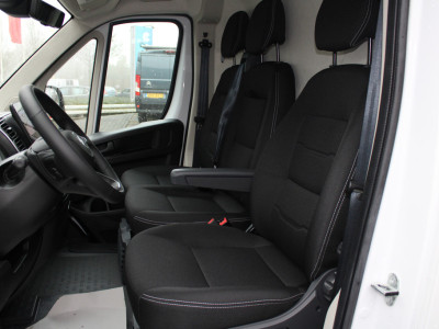 Citroën Jumper 2.2 BlueHDi 140 S&S L2H2 3.5t Automaat uit voorraad leverbaar! Navigatie, Camera, Parkeersensoren, verzwaarde veren, foto 14