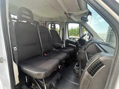 Citroën Jumper 2.2 BlueHDi 141 PK EURO 6 / KIPPER / 7 PERS / DUBBELE CABINE / PICK UP / OPEN LAADBAK / 2.5 TONS TREKHAAK / LED foto 6