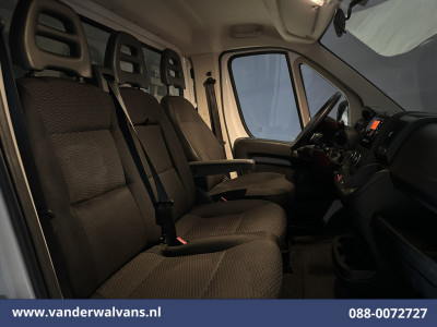 Citroën Jumper 2.2 BlueHDi 141pk Bakwagen 436cm Lang Laadklep Euro6 Airco | 1115kg laadvermogen | Cruisecontrol Bijrijdersbank. foto 6