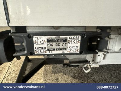 Citroën Jumper 2.2 BlueHDi 141pk Bakwagen Laadklep 920 kg Euro6 Airco | Camera | Cruisecontrol Bijrijdersbank foto 4