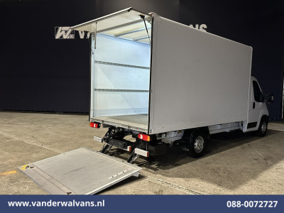 Citroën Jumper 2.2 BlueHDi 141pk Bakwagen Laadklep Euro6 Airco | 1015kg laadvermogen | Cruisecontrol Bijrijdersbank foto 2