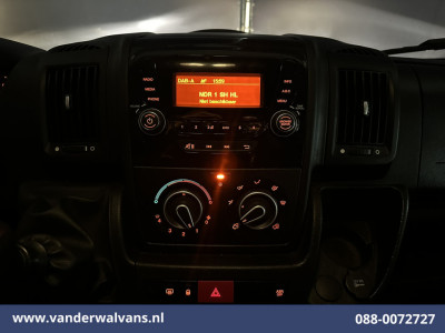 Citroën Jumper 2.2 BlueHDi 141pk Bakwagen Laadklep Euro6 Airco | Cruisecontrol | Bijrijdersbank 1015kg laadvermogen foto 16