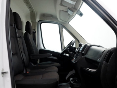 Citroën Jumper 2.2 BlueHDi 165pk L4H2 Airco/Navi/Camera 06-2024 foto 3