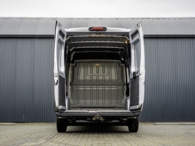 Citroën Jumper **2.2 BlueHDi L2H2 | 140 PK | Euro 6 | Camera | Led | Cruise | Airco** foto 8