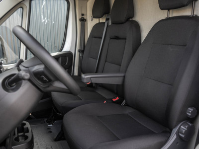Citroën Jumper 2.2 BlueHDi L4H3 | Nieuwstaat | 140 PK | Camera | Cruise | Airco | Lane Assist foto 12
