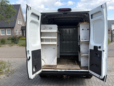 Citroën Jumper 30 2.2 BlueHDi 165PK Euro6 L2H2 Club â 3-zitsâ airco foto 16