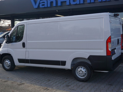 Citroën Jumper 33 2.2 140PK L2H1 BPM VRIJ!! Apple CP / Android A, Airco, Cam, 270° Deur, Blis!! NR. J01* foto 3