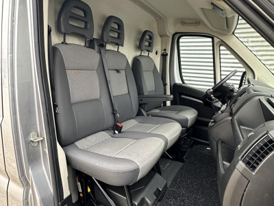 Citroën Jumper 35 2.2 BlueHDi 140 L2H2 Trekhaak|Navi|Cruise|Metla foto 4