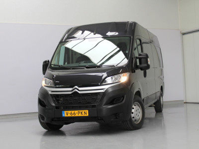 Citroën Jumper 35 2.2 BlueHDi 140 L3H2 Control 141PK, RIJKLAAR | CAMERA | TREKHAAK | 3 PERSOONS | CARPLAY foto 2