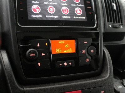 Citroën Jumper 35 2.2 BlueHDi 140 L3H2 Control 141PK, RIJKLAAR | CAMERA | TREKHAAK | 3 PERSOONS | CARPLAY foto 6