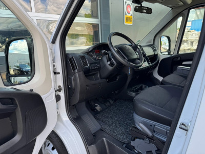 Citroën Jumper 35 2.2 BlueHDi 165pk L3 DC | Airco | Cruise | Bluetooth | DAB radio | 7-persoons | Open laadbak 15