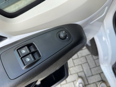Citroën Jumper 35 2.2 BlueHDi 165pk L3 DC | Airco | Cruise | Bluetooth | DAB radio | 7-persoons | Open laadbak 16