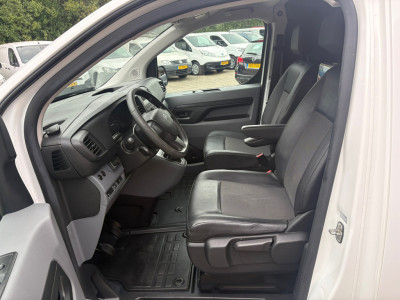 Citroën Jumpy 1.6 BlueHDI 95 Comfort Economy|NAP|airco|cruise|standkachel|trekhaak|blind spot|elektrisch pakket|EURO6 foto 19
