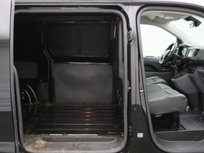 Citroën Jumpy 2.0 BlueHDI 120 M Club 3-Zits, Airco, Cruise, Navigatie, Bluetooth, PDC, Apple CarPlay, Trekhaak, 16 foto 11