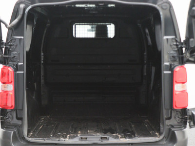 Citroën Jumpy 2.0 BlueHDI 120 M Club 3-Zits, Airco, Cruise, Navigatie, Bluetooth, PDC, Apple CarPlay, Trekhaak, 16 foto 14